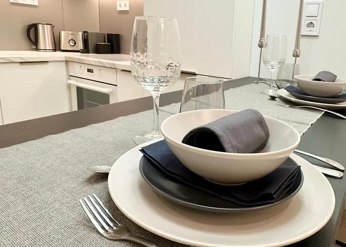 Szekely At Andrassy -szm4 * Budapeşte